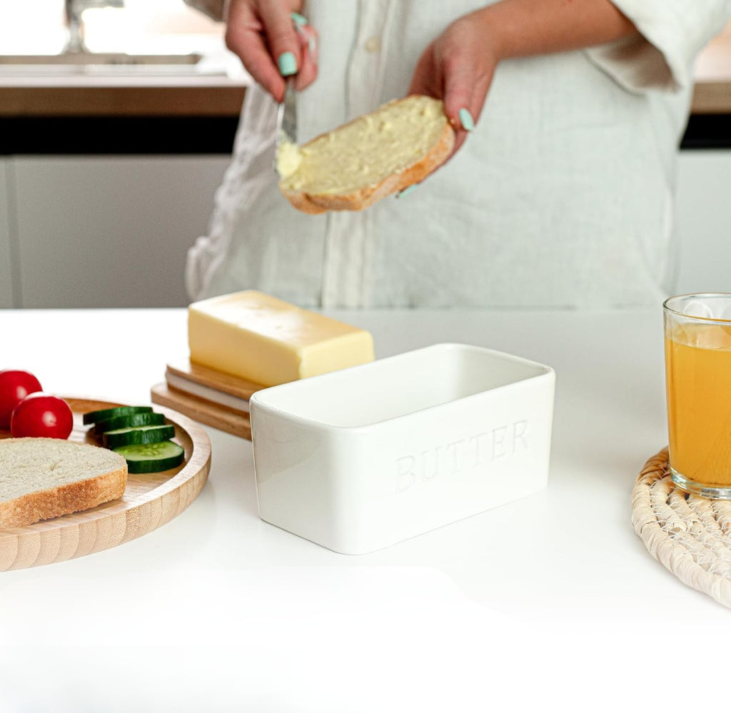 The Countryside Butter Keeper — Ceramic Lid-Top Butter Dish for Everyday Ease